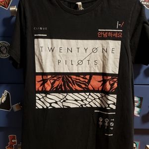 Twenty One Pilots Shirt Size Medium